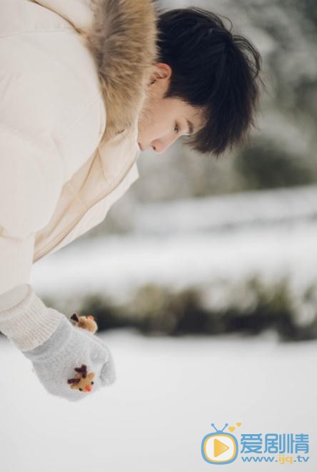 陆嘉豪冬日写真 陆嘉豪高清写真_陆嘉豪高清剧照