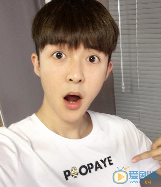 管栎生活照 管栎高清写真_管栎高清剧照