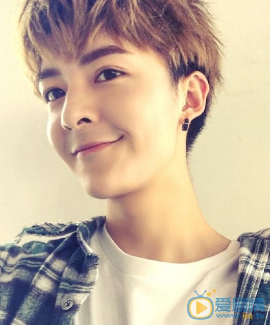 管栎生活照 管栎高清写真_管栎高清剧照