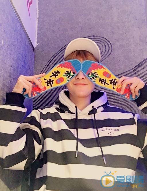 管栎生活照 管栎高清写真_管栎高清剧照