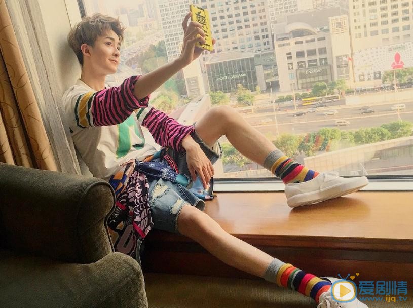 管栎生活照 管栎高清写真_管栎高清剧照