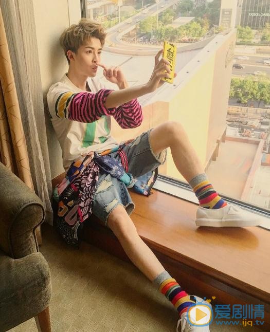 管栎生活照 管栎高清写真_管栎高清剧照