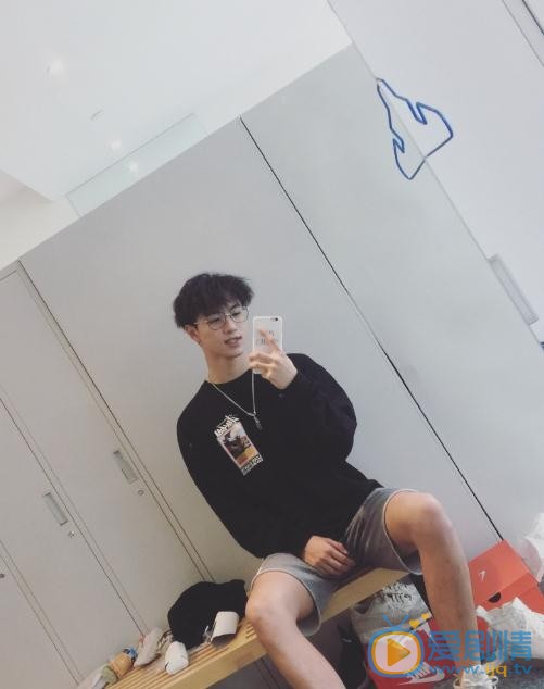 陆嘉豪生活照 陆嘉豪高清写真_陆嘉豪高清剧照