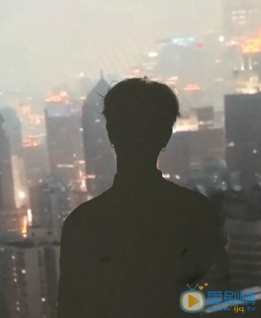 陆嘉豪秋色写真 陆嘉豪高清写真_陆嘉豪高清剧照