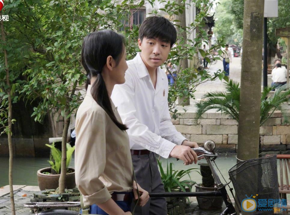 外滩的钟声剧情介绍(1-36集大结局)