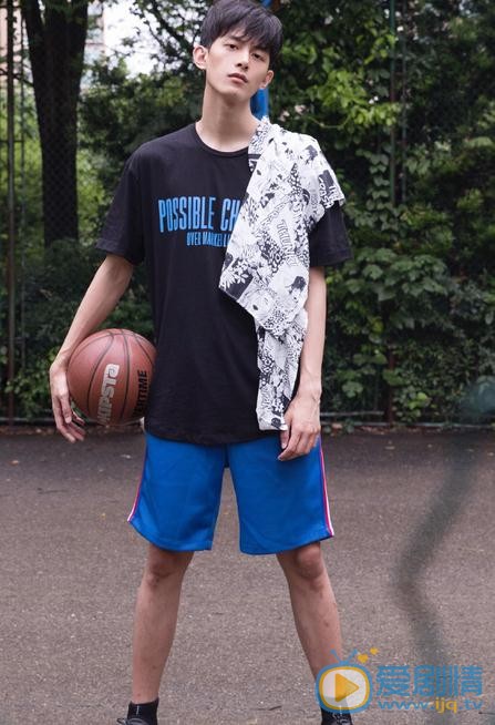 邓尚街拍写真 邓尚高清写真_邓尚高清剧照
