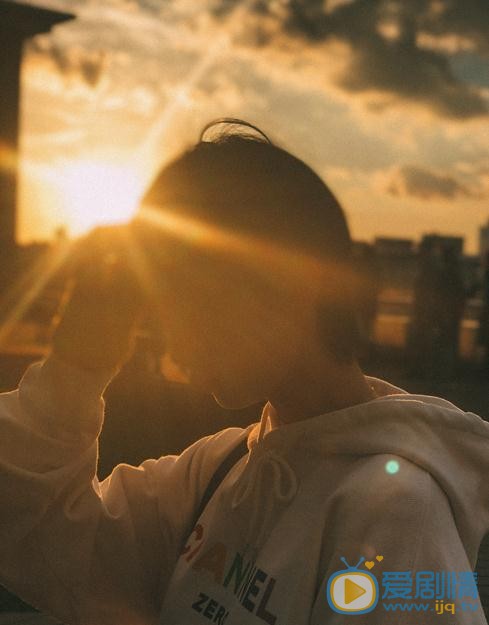 蒲萄日落写真 蒲萄高清写真_蒲萄高清剧照