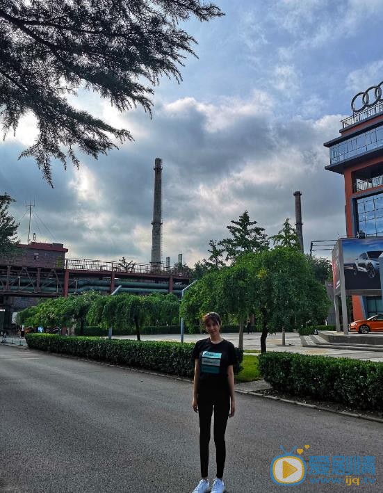 张颖颖时尚街拍 张颖颖高清写真_张颖颖高清剧照