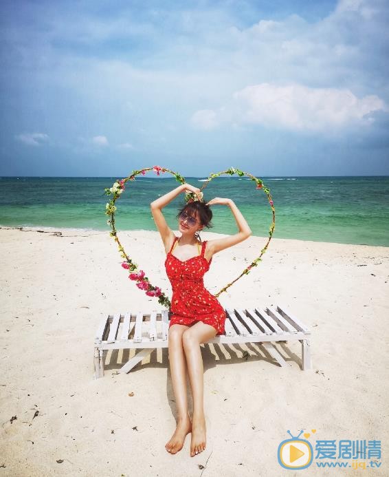 张颖颖时尚街拍 张颖颖高清写真_张颖颖高清剧照