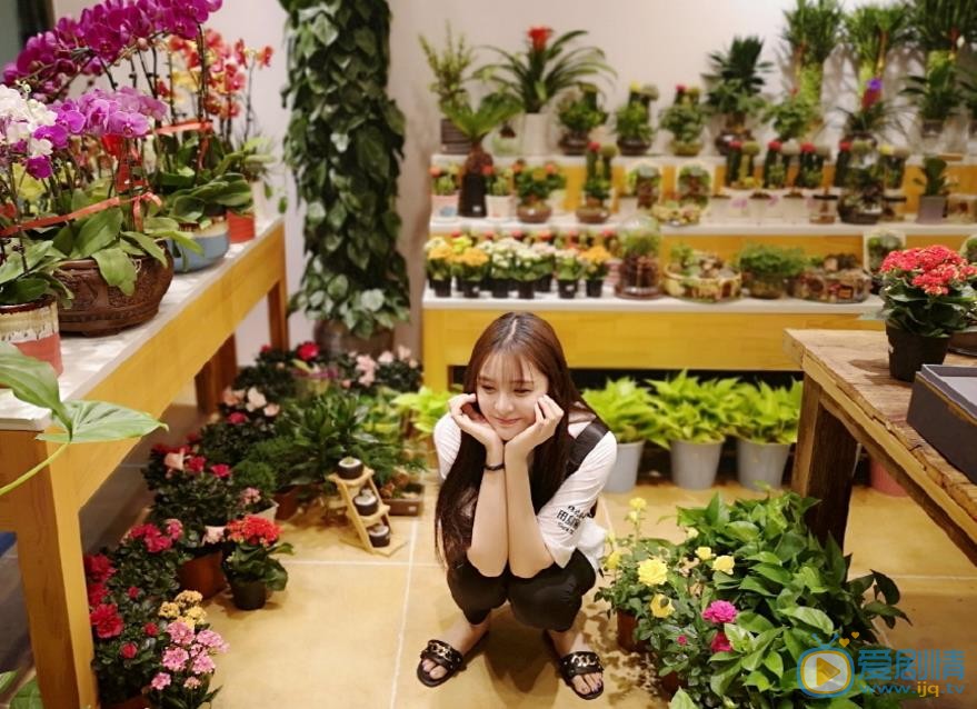 张颖颖时尚街拍 张颖颖高清写真_张颖颖高清剧照