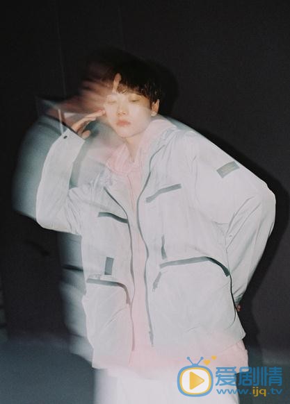 柯钦明休闲写真 柯钦明高清写真_柯钦明高清剧照