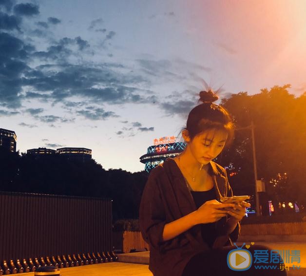 杨雨潼生活照 杨雨潼高清写真_杨雨潼高清剧照