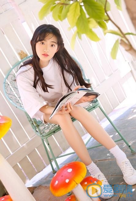 杨雨潼气质写真 杨雨潼高清写真_杨雨潼高清剧照