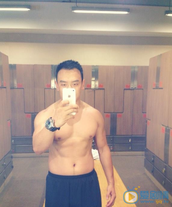 那家威健身肌肉照 那家威高清写真_那家威高清剧照