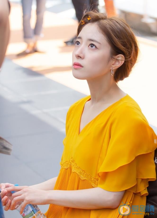 李世英杂志画报写真 李世英高清写真_李世英高清剧照