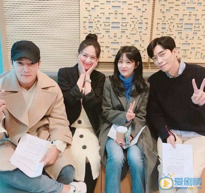 皇后的品格闵宥拉是谁演的？皇后的品格闵宥拉扮演者李伊利雅个人资料、写真及生活照欣赏
