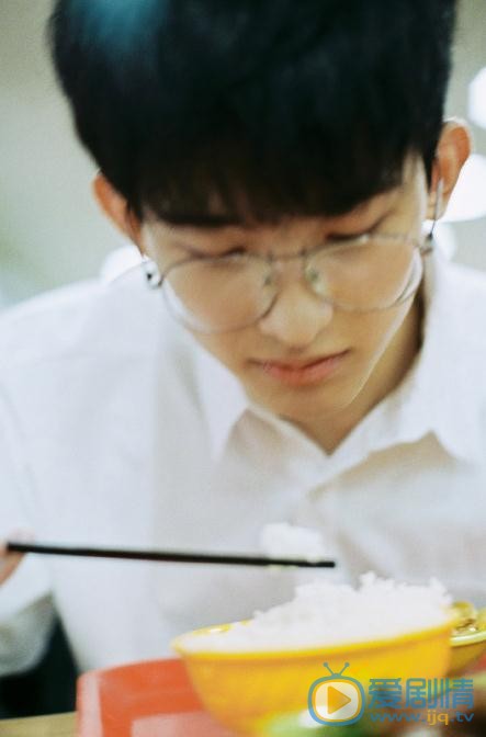 常优秀制服写真 常优秀高清写真_常优秀高清剧照