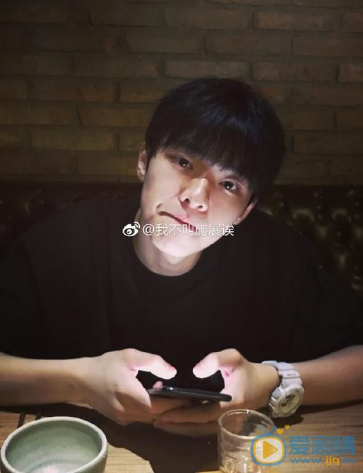 施展生活照 施展高清写真_施展高清剧照