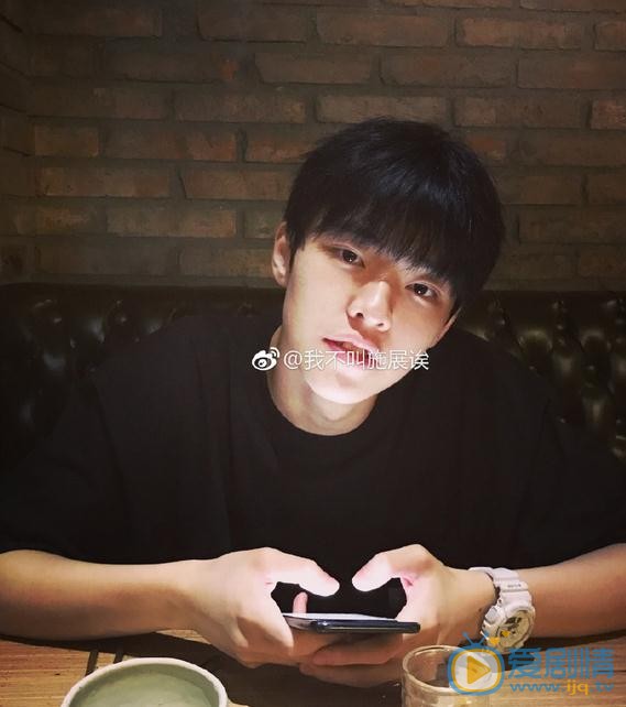 施展生活照 施展高清写真_施展高清剧照