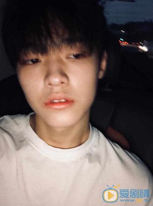 施展生活照 施展高清写真_施展高清剧照