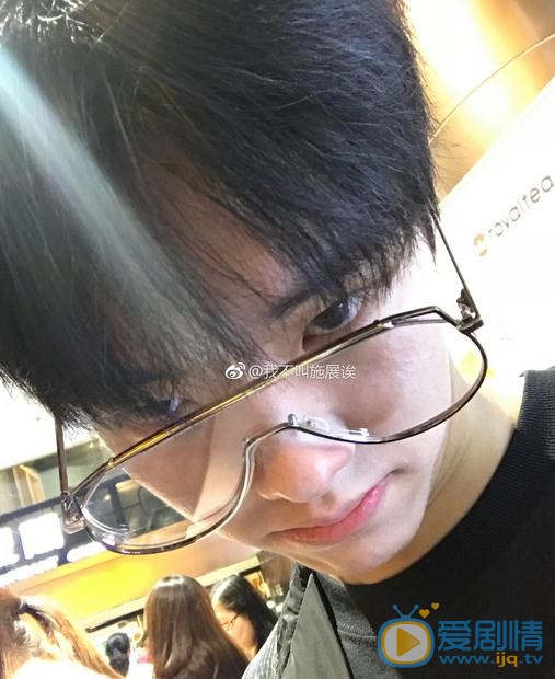 施展生活照 施展高清写真_施展高清剧照