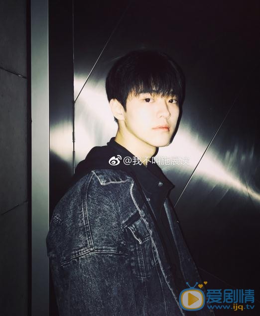 施展生活照 施展高清写真_施展高清剧照