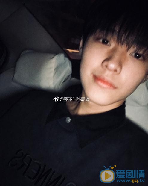 施展生活照 施展高清写真_施展高清剧照