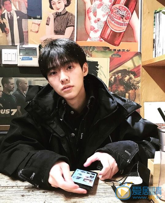 施展生活照 施展高清写真_施展高清剧照