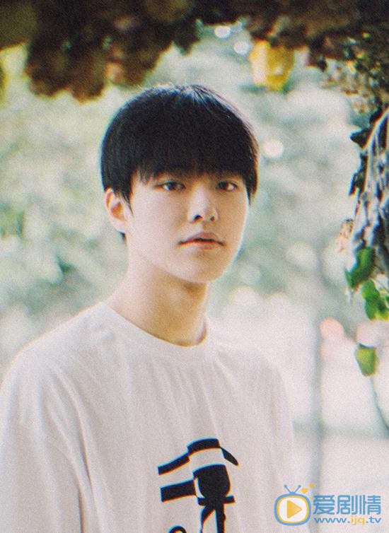 施展秋色写真 施展高清写真_施展高清剧照