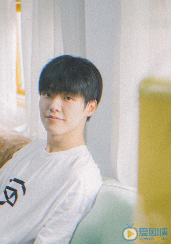 施展秋色写真 施展高清写真_施展高清剧照