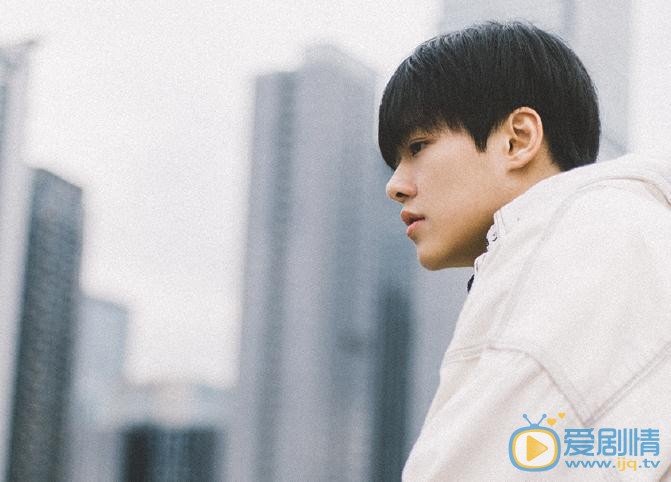 施展秋色写真 施展高清写真_施展高清剧照