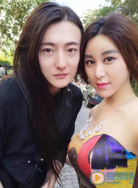 邵星颖与人合照 邵星颖高清写真_邵星颖高清剧照