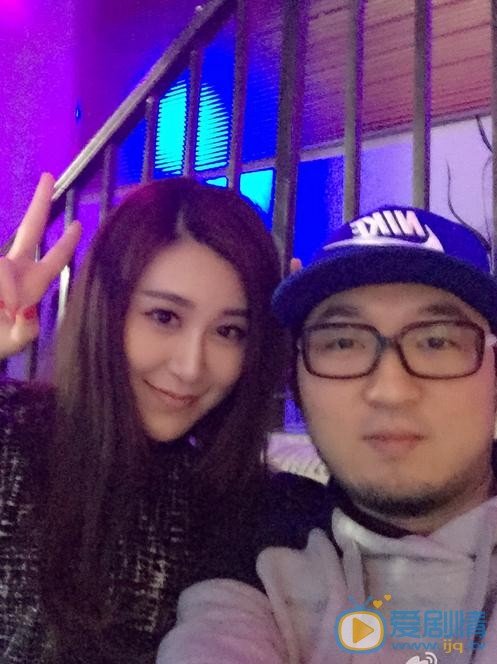 邵星颖与人合照 邵星颖高清写真_邵星颖高清剧照