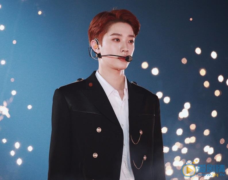 赖冠霖演唱会现场照 赖冠霖高清写真_赖冠霖高清剧照