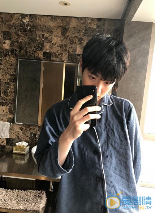 王喆自拍照 王喆高清写真_王喆高清剧照