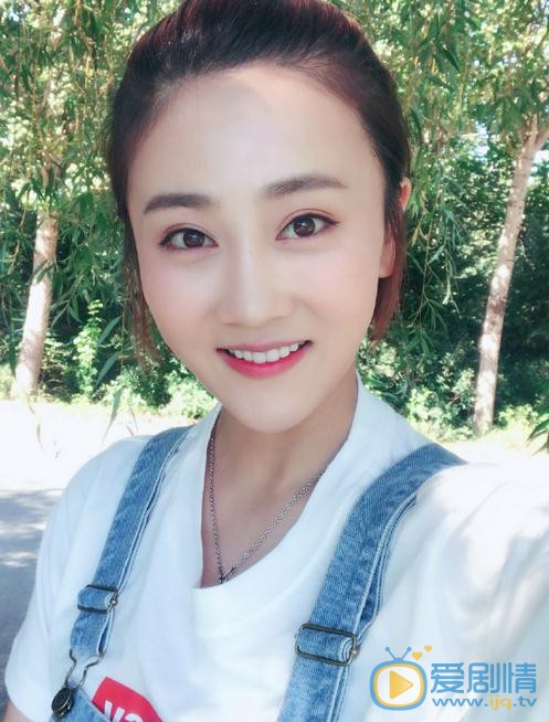 翟星月生活照 翟星月高清写真_翟星月高清剧照