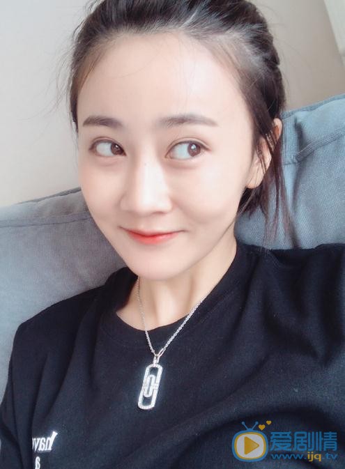 翟星月生活照 翟星月高清写真_翟星月高清剧照