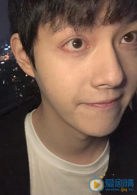 王喆生活照 王喆高清写真_王喆高清剧照
