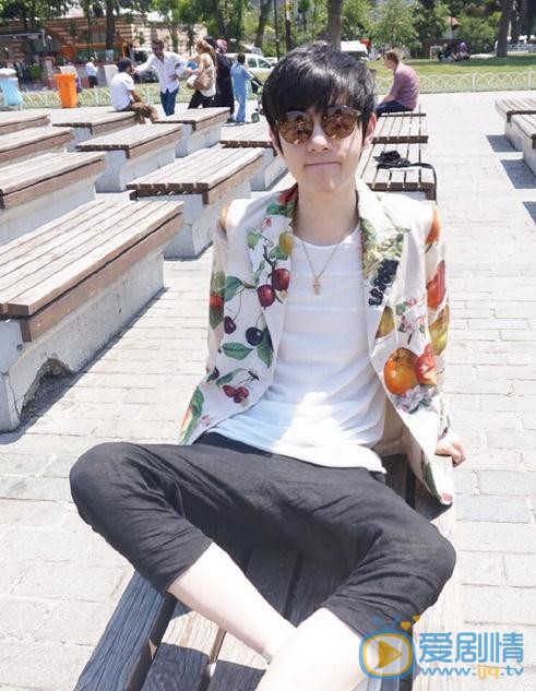 王喆生活照 王喆高清写真_王喆高清剧照