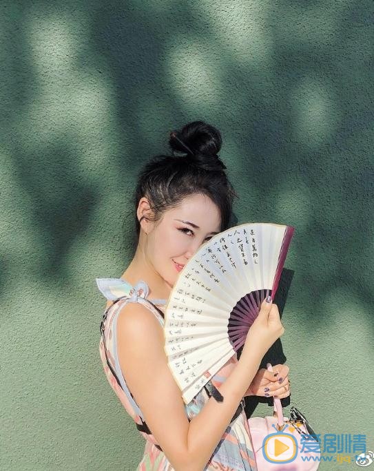 左岸潇街拍写真 左岸潇高清写真_左岸潇高清剧照