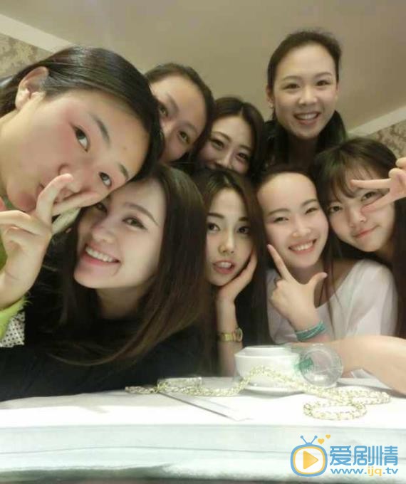 蔡祥宇朋友合照 蔡祥宇高清写真_蔡祥宇高清剧照