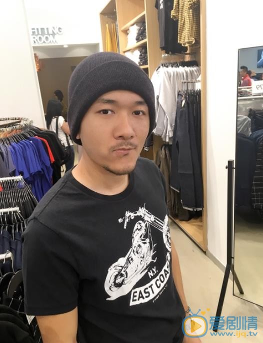 小爱生活照 小爱高清写真_小爱高清剧照