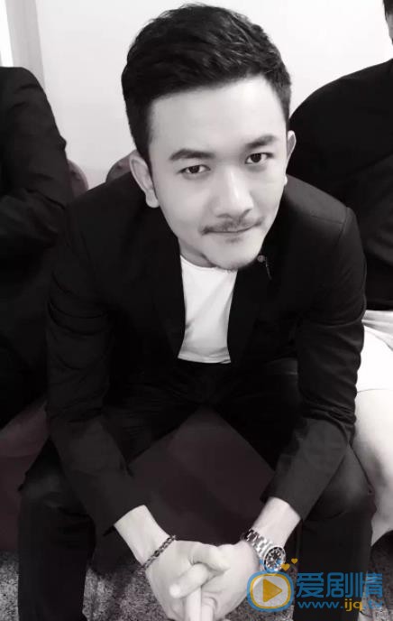 小爱生活照 小爱高清写真_小爱高清剧照