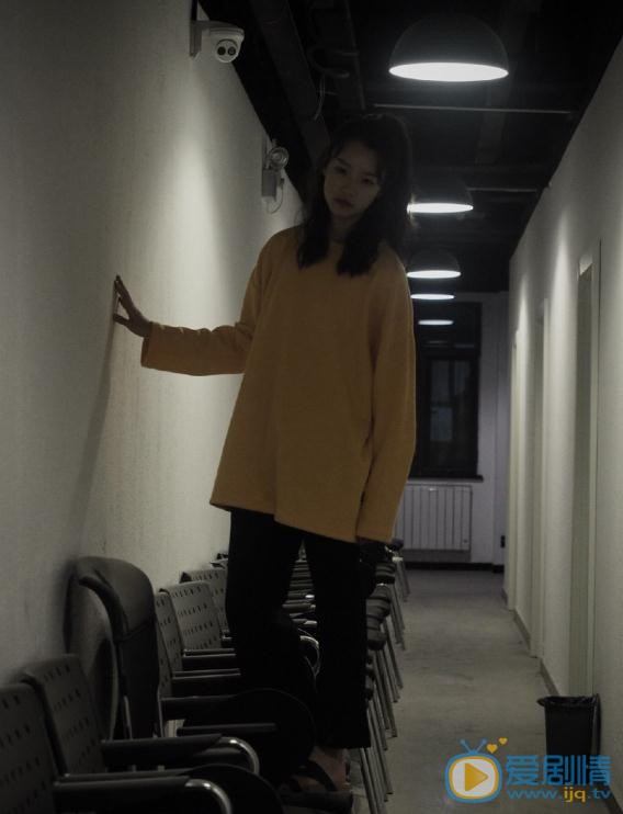 马玉灵颓废写真 马玉灵高清写真_马玉灵高清剧照