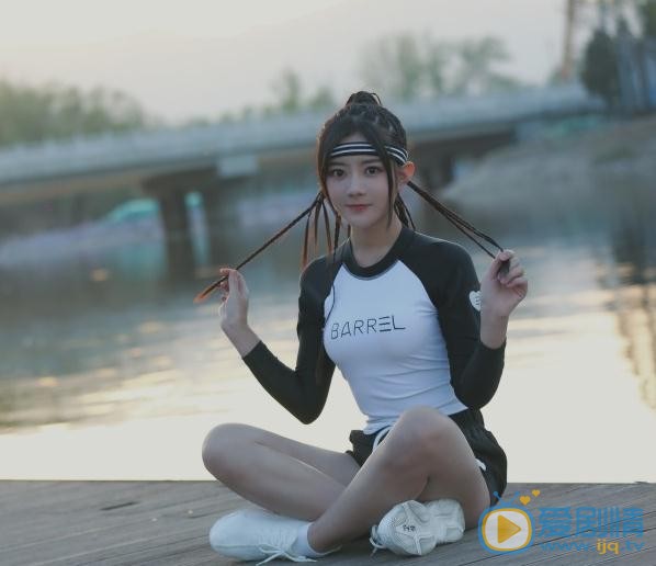 胡晓慧街拍写真 胡晓慧高清写真_胡晓慧高清剧照