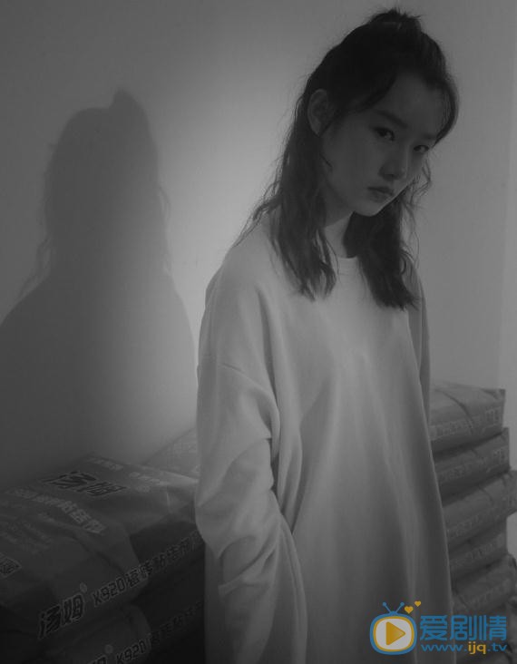 马玉灵颓废写真 马玉灵高清写真_马玉灵高清剧照