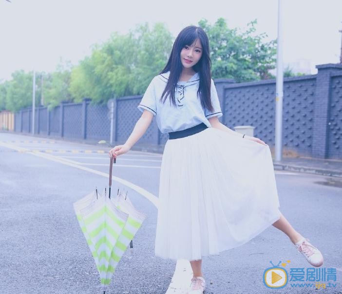 胡晓慧制服写真 胡晓慧高清写真_胡晓慧高清剧照