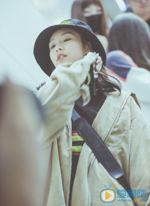 马玉灵机场照 马玉灵高清写真_马玉灵高清剧照