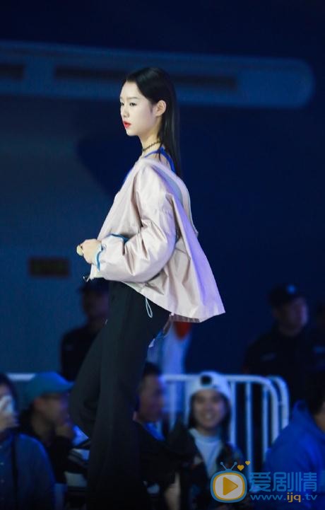 马玉灵T台照 马玉灵高清写真_马玉灵高清剧照
