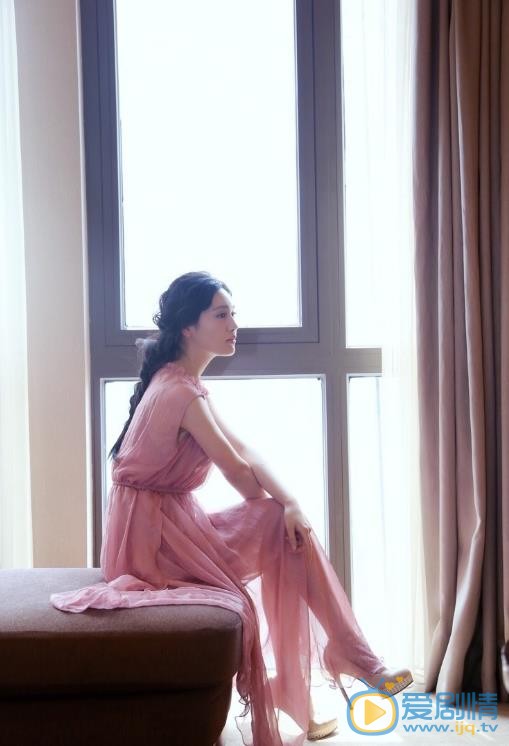 王奕瑾街拍写真 王奕瑾高清写真_王奕瑾高清剧照